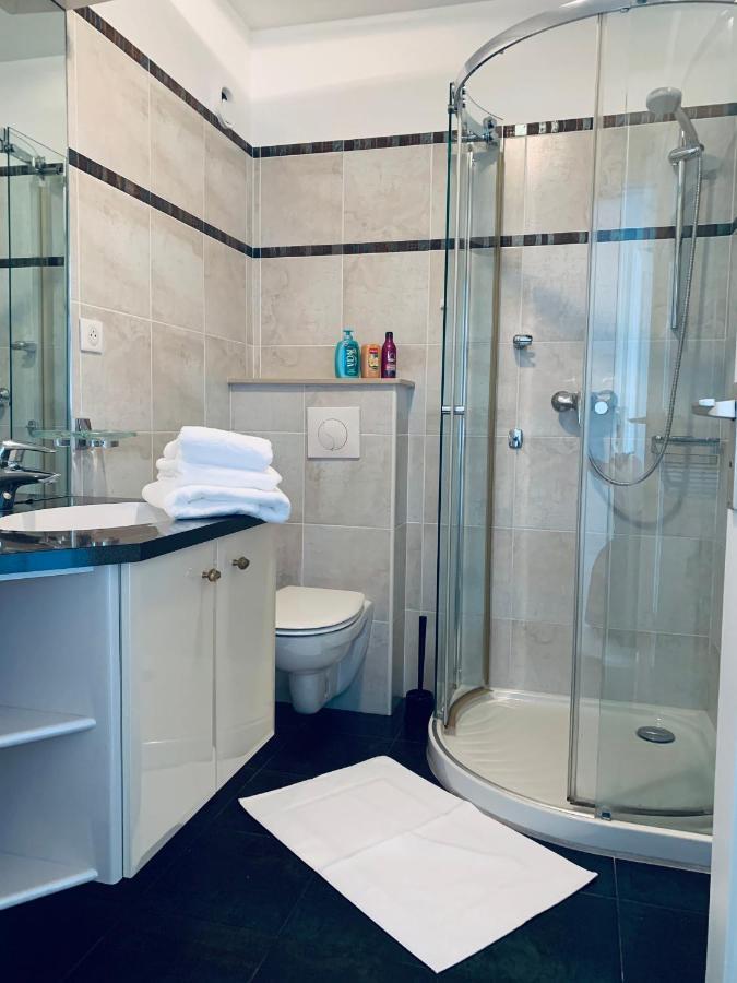 Appartement Le Schooner Roquebrune-Cap-Martin Exterior foto